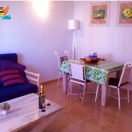 Pedro Y Guy Vandaele Apartment Corralejo